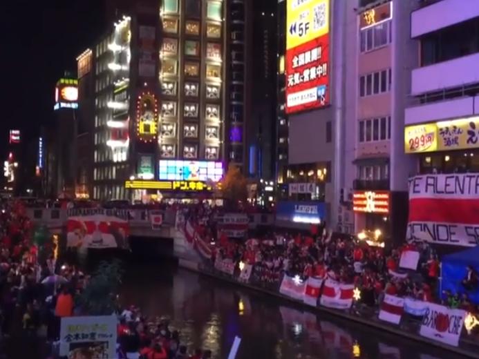 Torcida do River faz festa nas ruas do Japão antes da estreia no Mundial