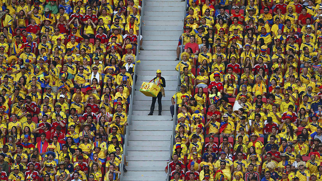 Um ano depois, arenas da Copa sofrem para encher arquibancadas