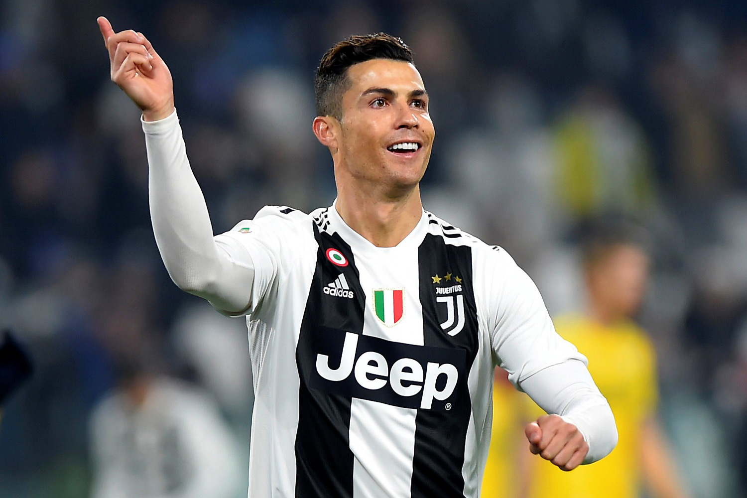 Cristiano Ronaldo marca, Juventus vence e abre 14 pontos no Italiano