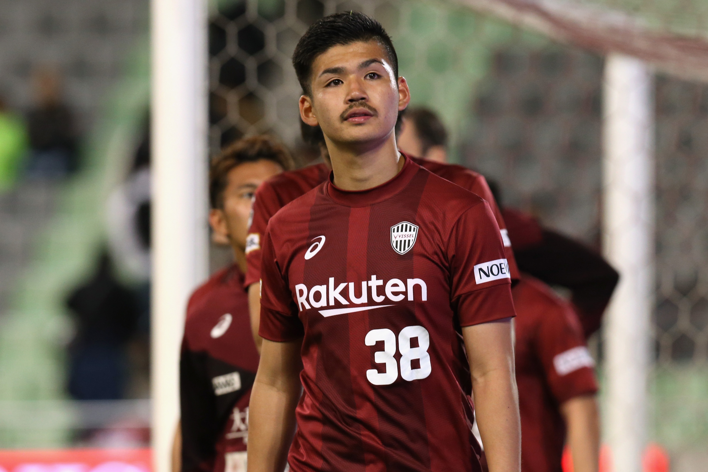 Palmeiras contrata meia japonês de 18 anos