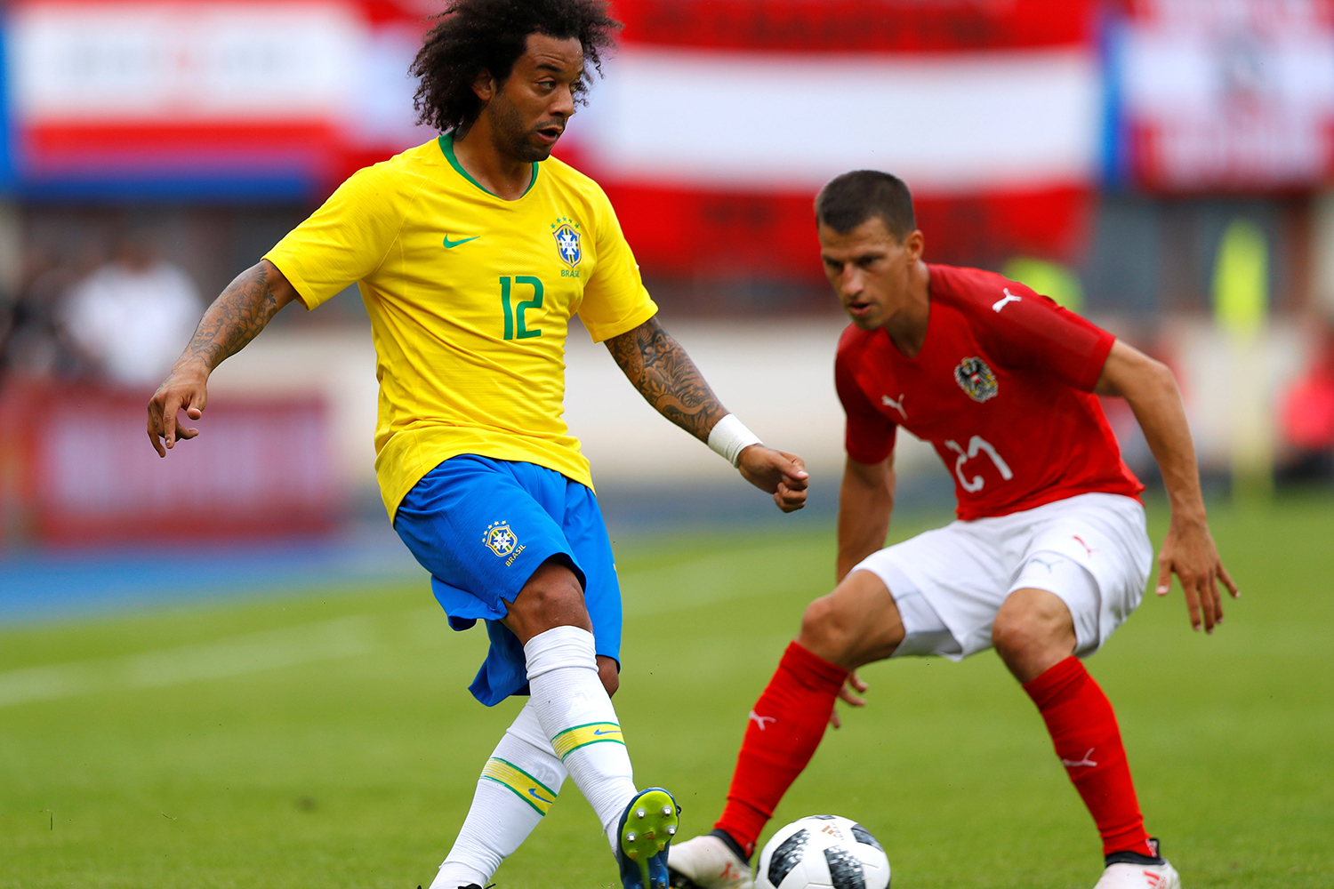 Marcelo será o capitão do Brasil na estreia na Copa