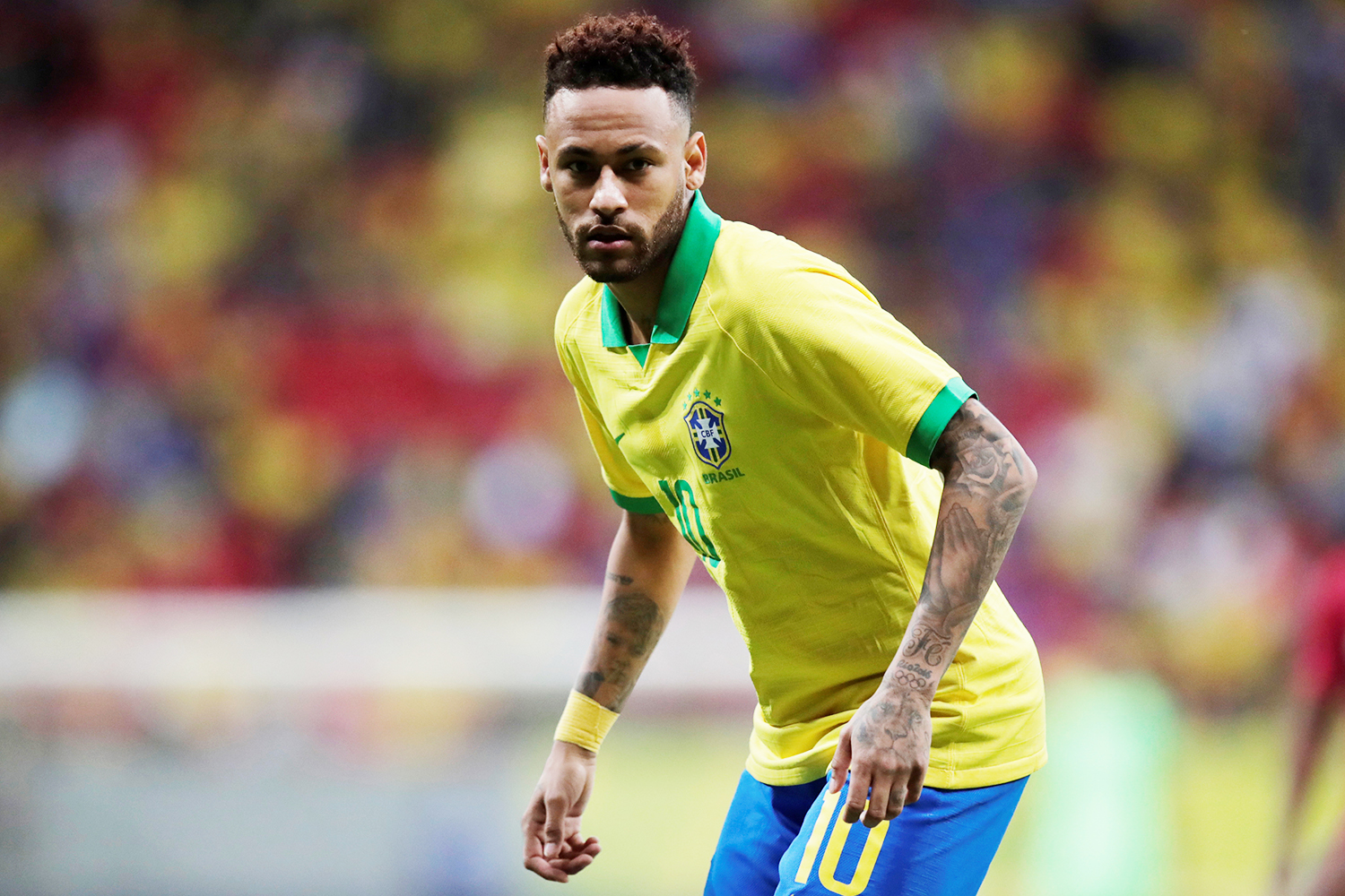 Neymar fará exames em Paris após deixar amistoso com “desconforto” na coxa