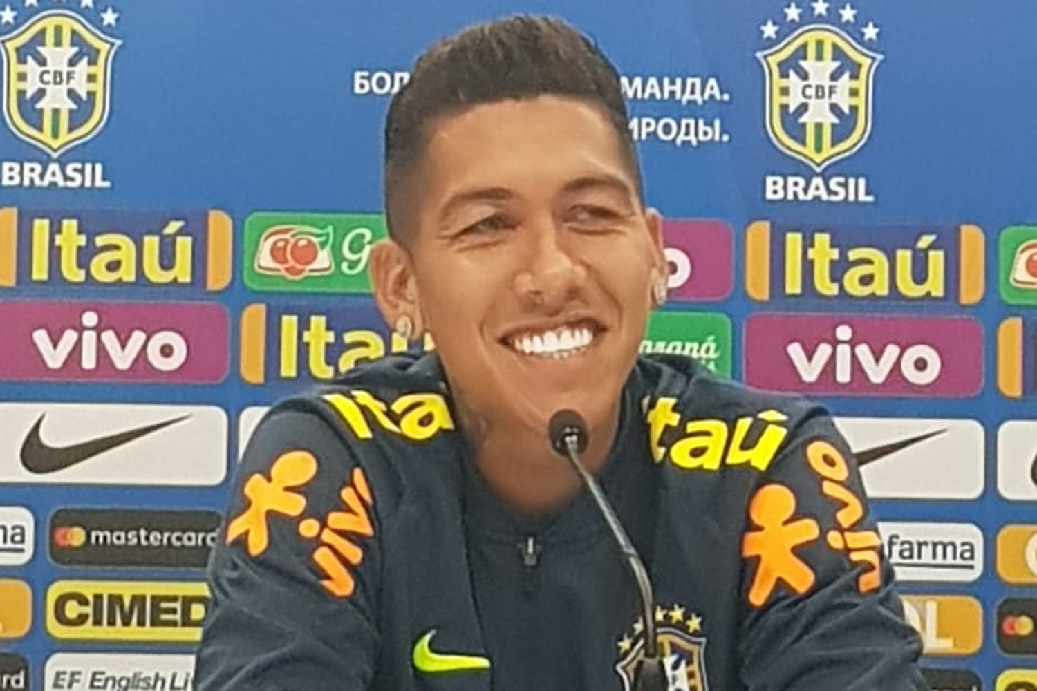 Firmino quebra timidez para rebater Sergio Ramos: ‘Foi muito idiota’