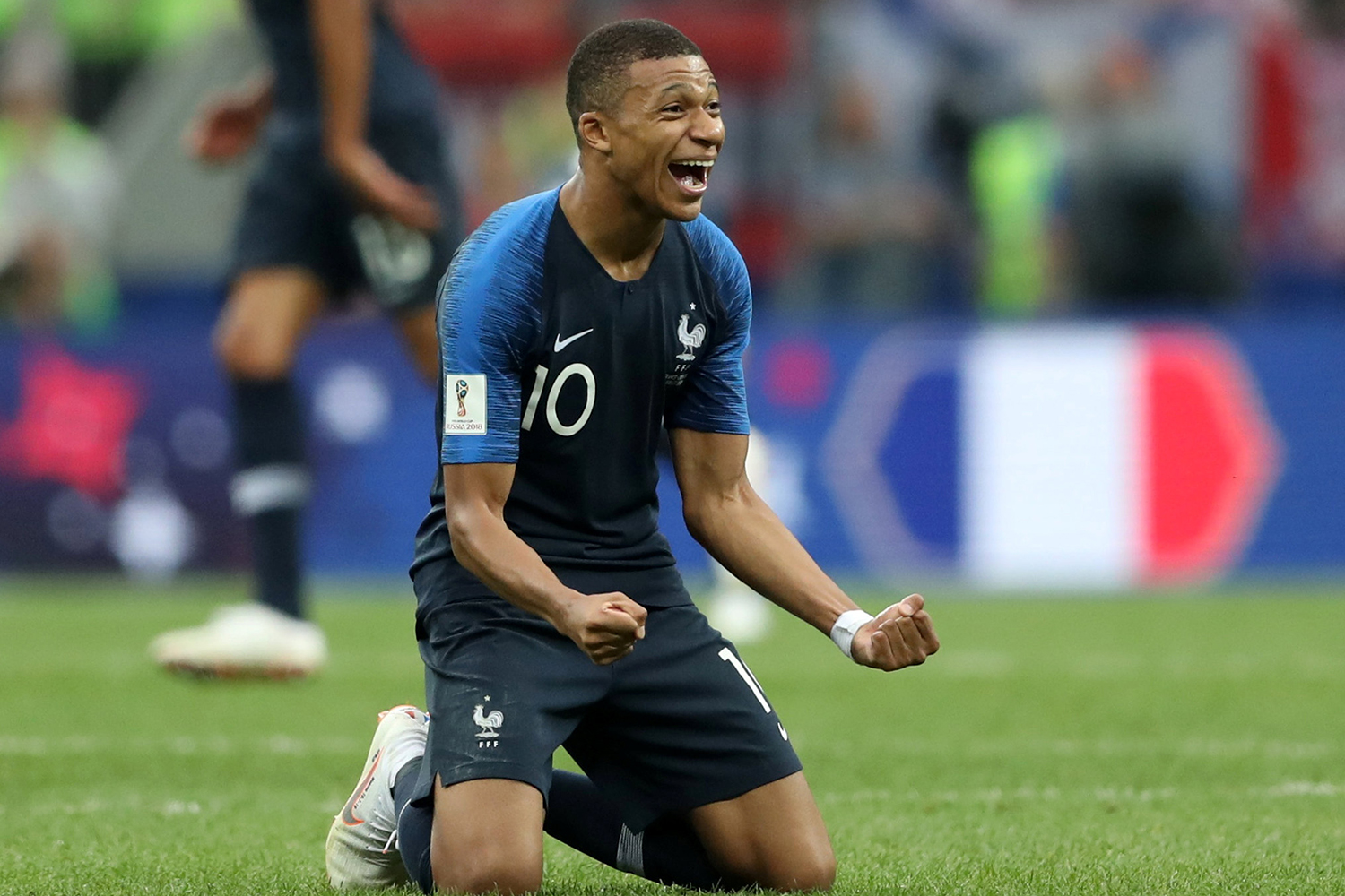 França vence Croácia por 4 x 2 e é bicampeã mundial de futebol