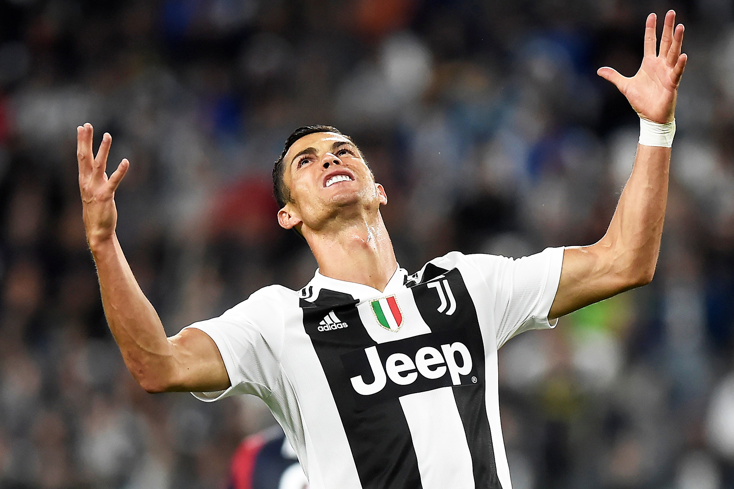Advogado de Cristiano Ronaldo diz que documentos sobre estupro são falsos
