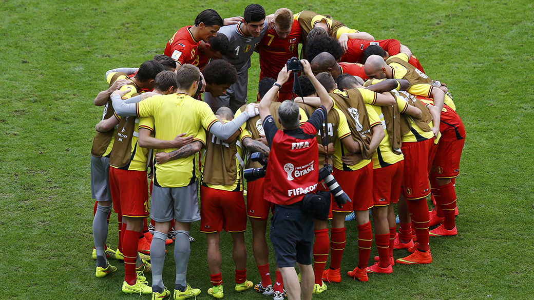 Brasil cai para 8ª posição e Bélgica assume liderança do ranking da Fifa