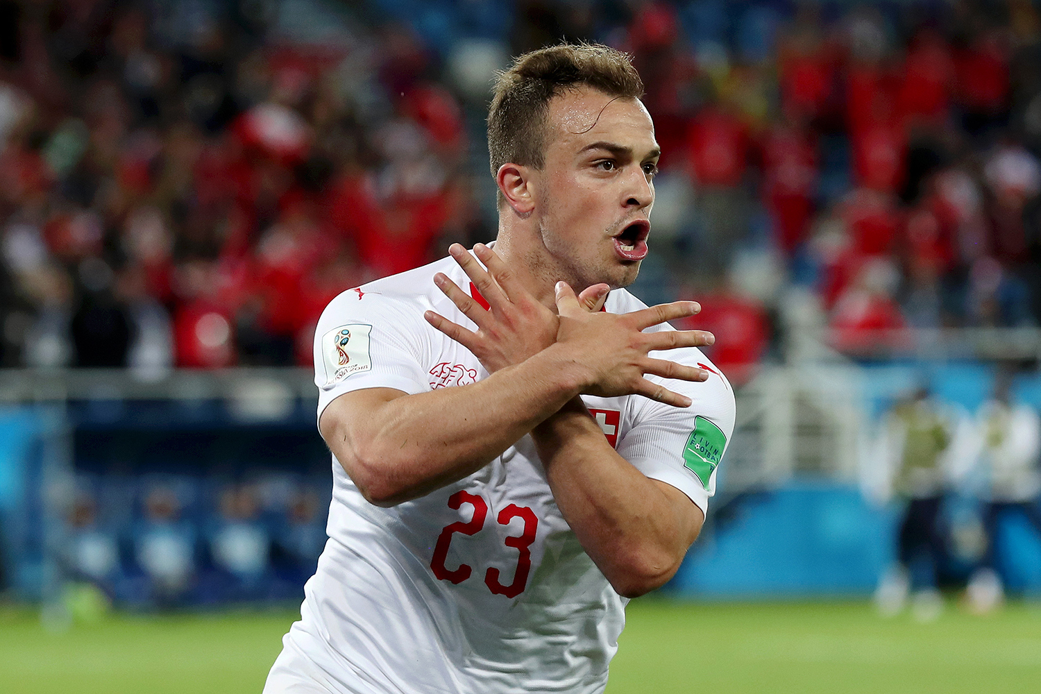 Fifa abre processo contra suíços Xhaka e Shaqiri por gesto político