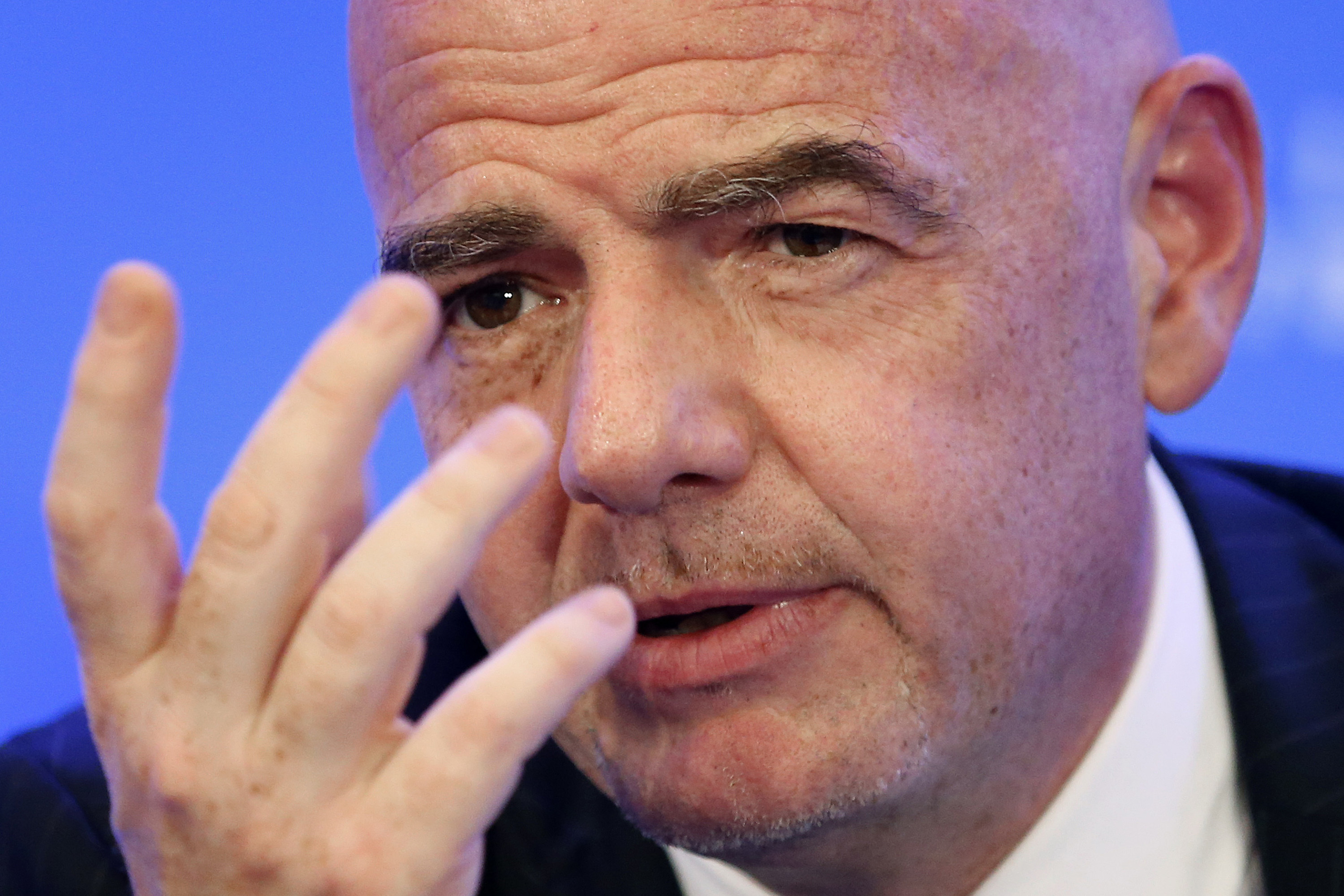 Promotoria suíça abre processo criminal contra presidente da Fifa