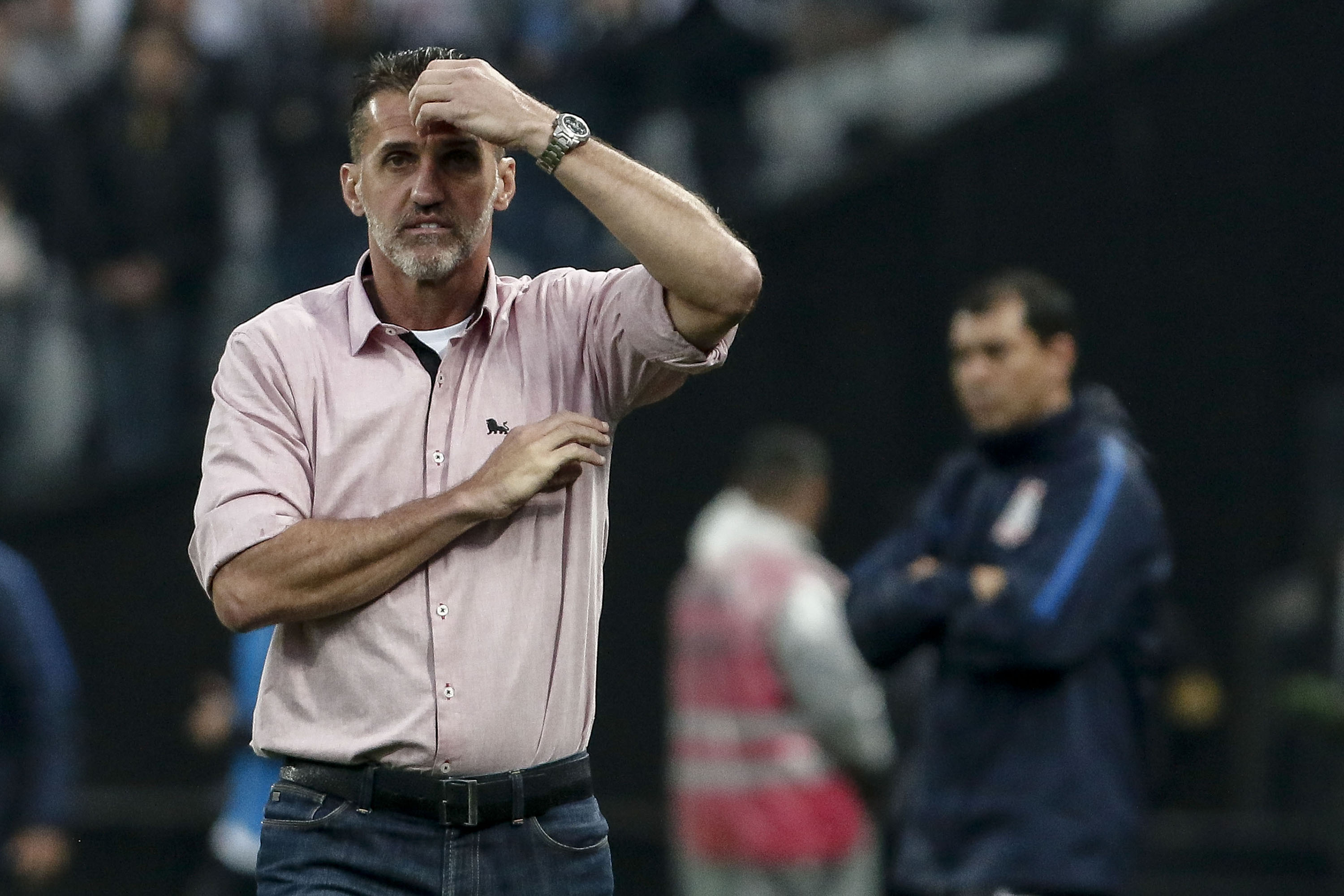 Após nova goleada, Vitória demite o técnico Vagner Mancini