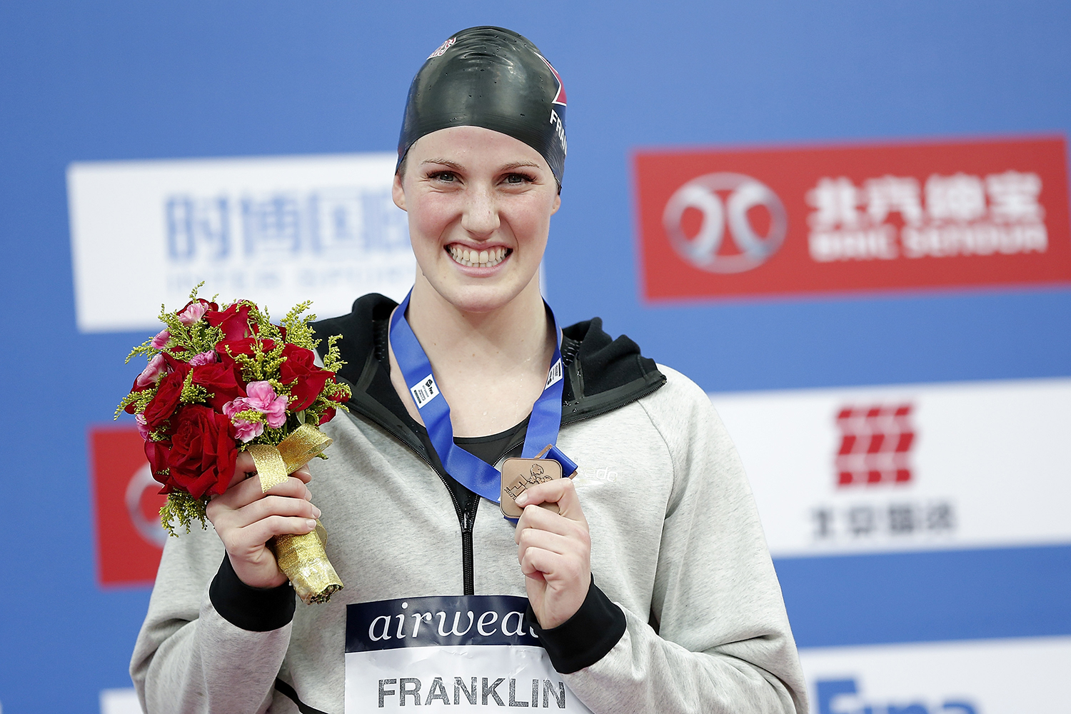 Campeã olímpica da natação, Missy Franklin se aposenta aos 23 anos
