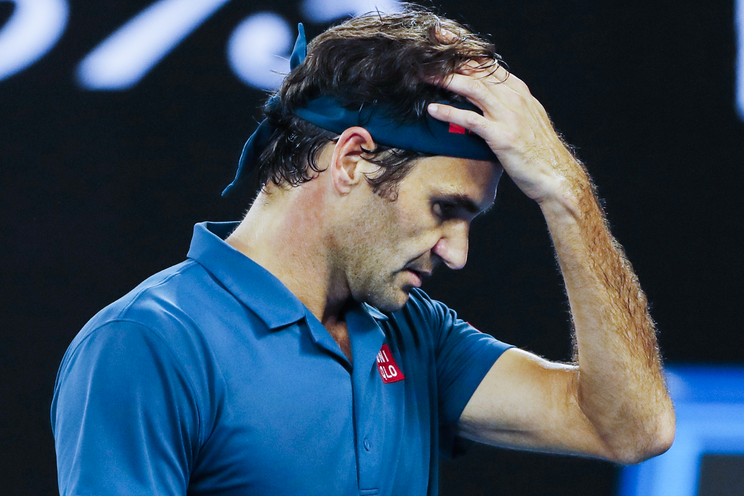 Eliminado por jovem, Federer ironiza ‘troca de geração’ no tênis