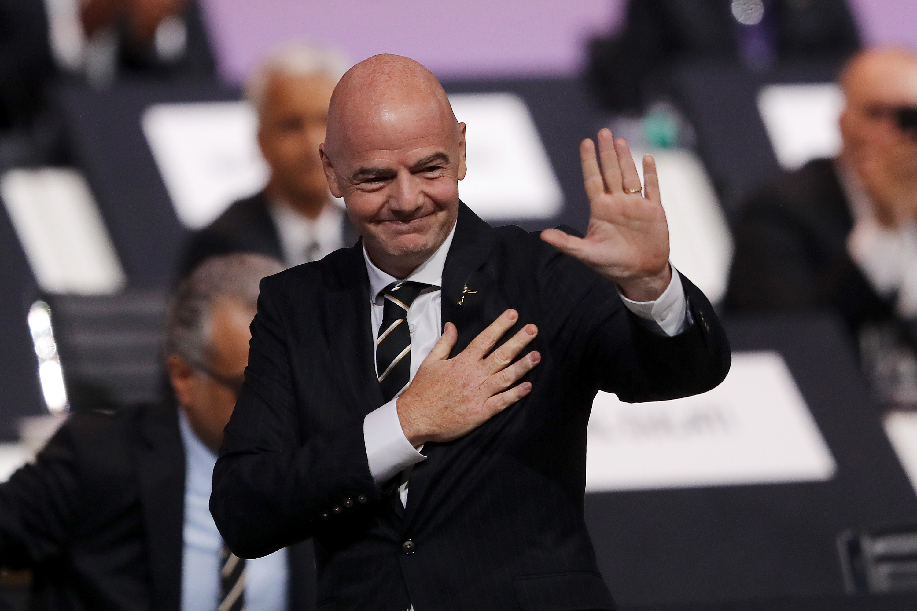 Presidente da Fifa tenta impor mudança histórica na organização das Copas -
