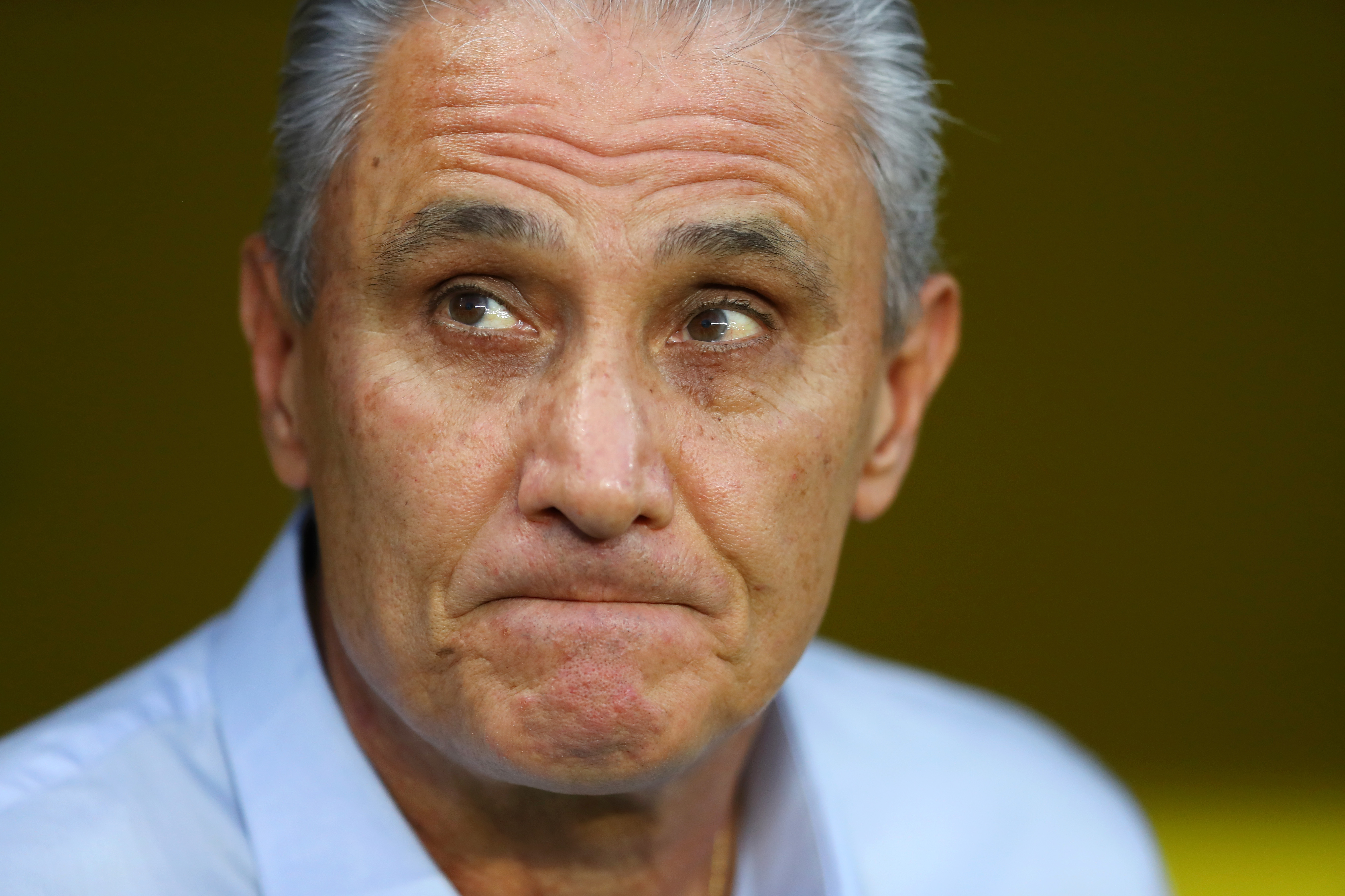 Quase imbatível em jogos oficiais, Tite tem ‘alívio’ com fim de amistosos