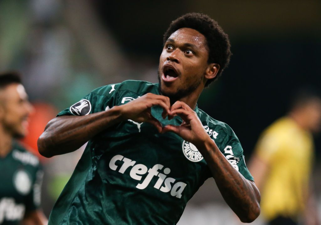 .Luiz Adriano não será aproveitado para a próxima temporada -