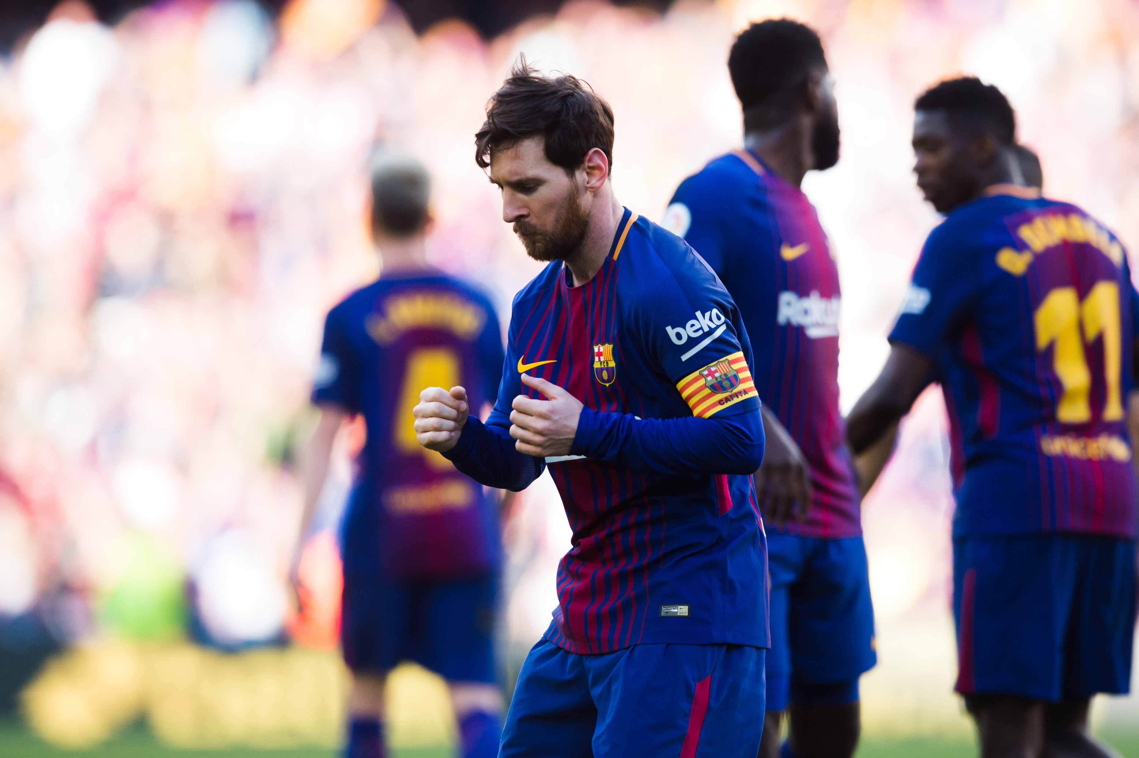 Messi marca e celebra com ‘dancinha’ em vitória do Barcelona
