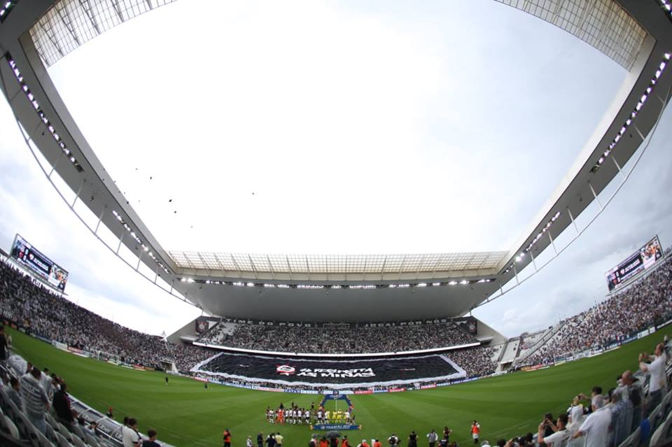 Corinthians e Caixa tentam acordo por dívida da Arena; audiência é adiada