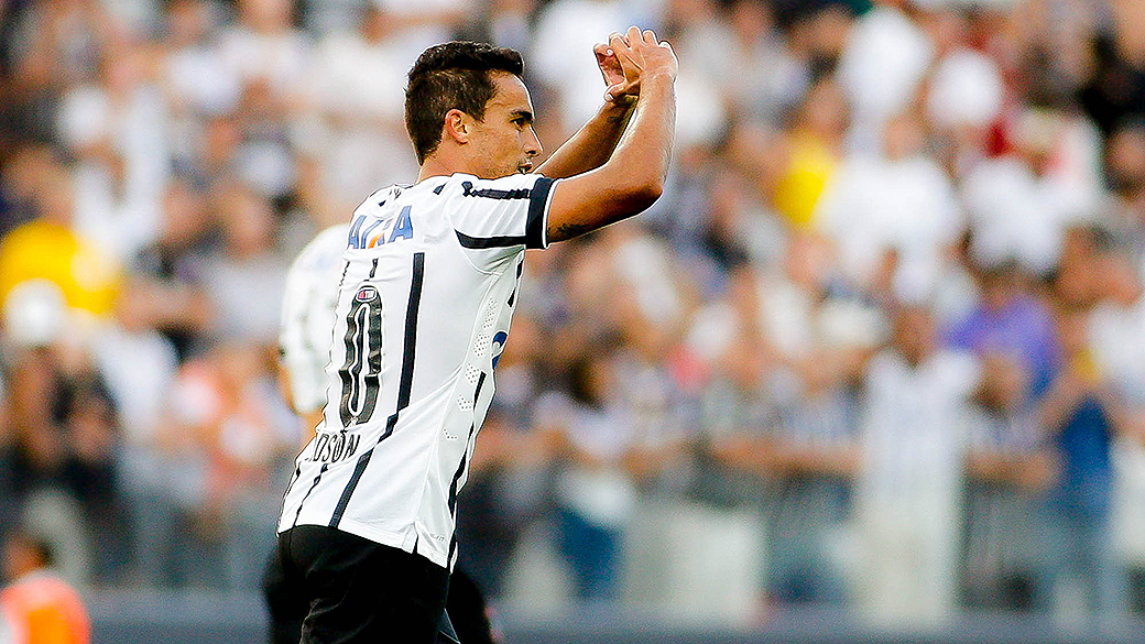 Antes da Libertadores, Corinthians faz 3 a 0 sobre o Mogi