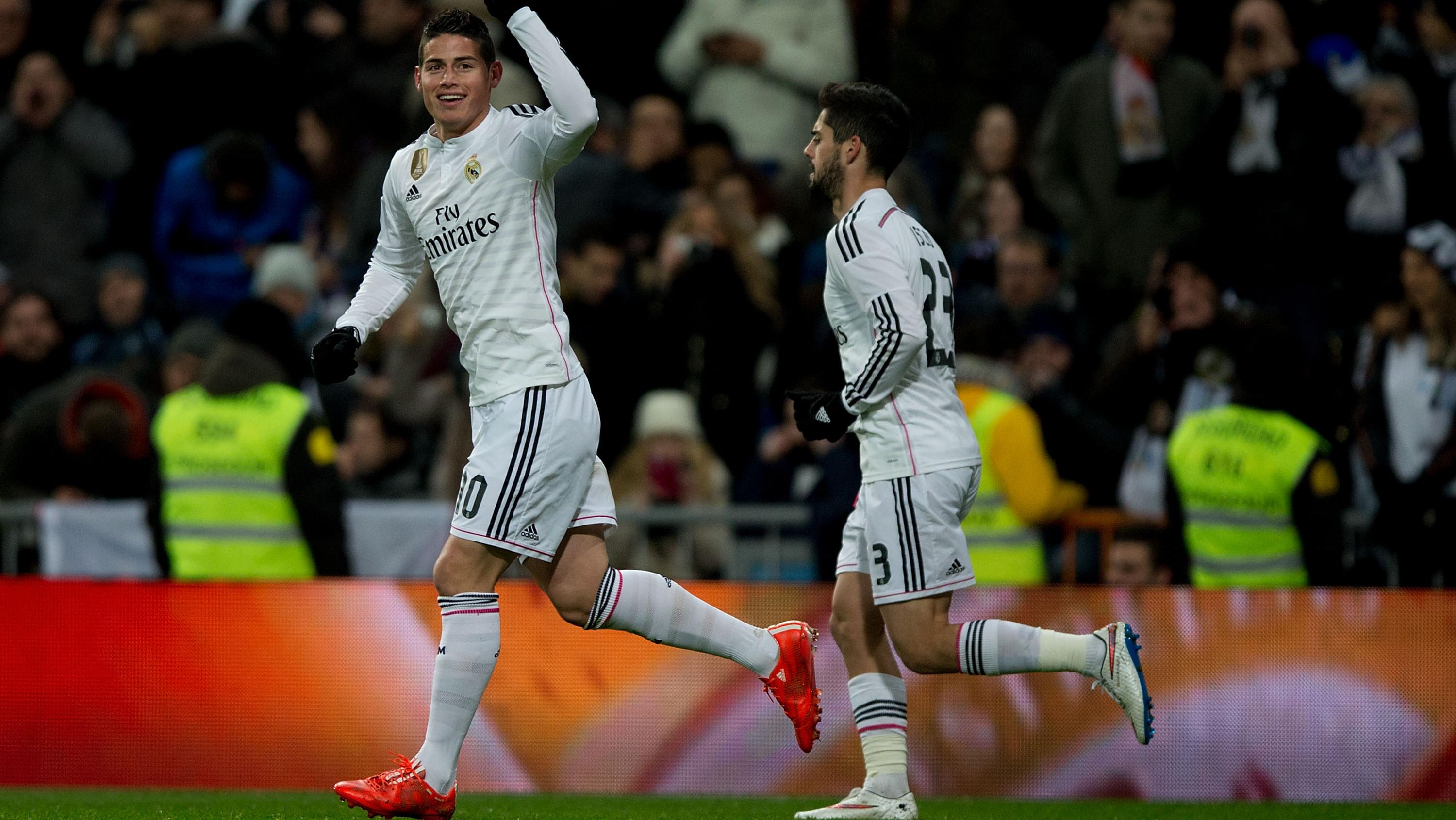 James Rodríguez quebra o pé e ficará dois meses sem jogar
