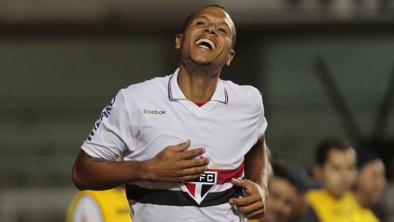 Luis Fabiano ironiza eliminação do São Paulo: ‘Dessa vez não sou culpado’