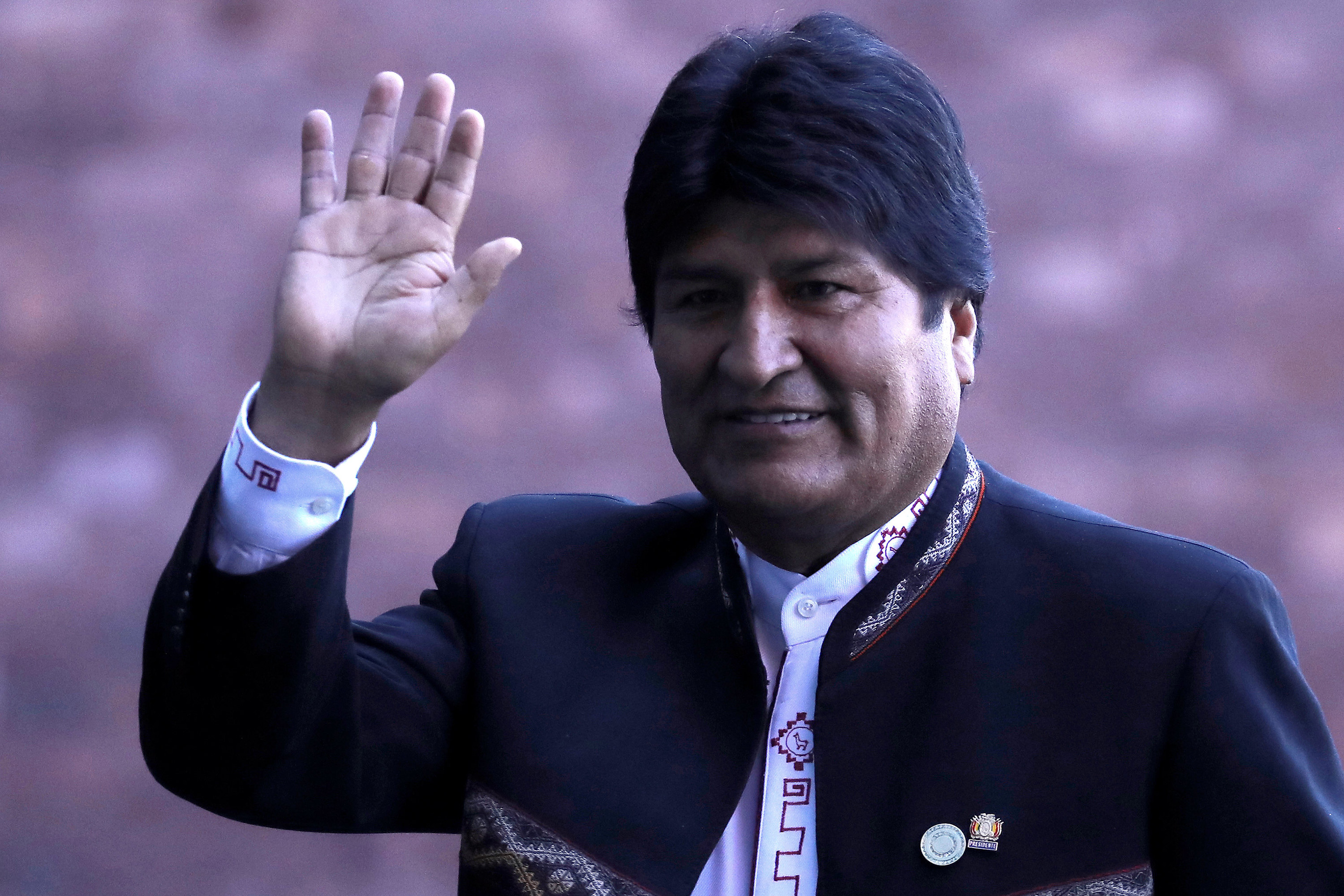 Morales quer incluir Bolívia em candidatura conjunta para a Copa de 2030