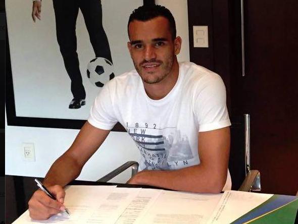 Time de Adriano nos Estados Unidos contrata filho de Cafu