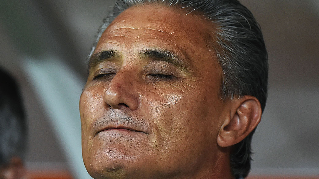 Pânico: Corinthians volta da Colômbia em voo assustador