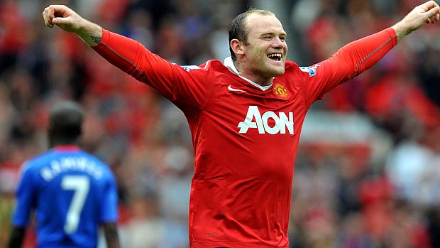 Rooney comemora a vitória de 2 a 1 do Manchester sobre o Chelsea