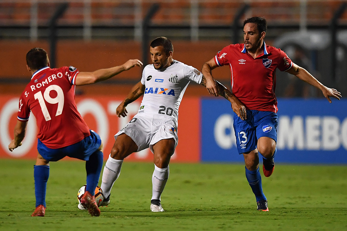 Como assistir a Estudiantes x Santos pela Libertadores