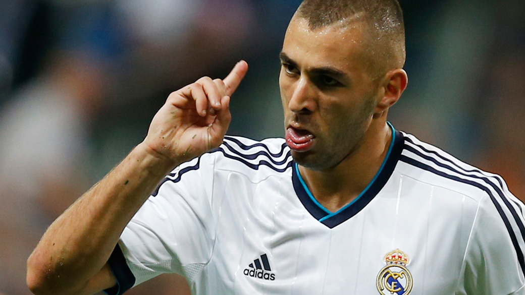 Detido, Benzema admite estar envolvido em chantagem com vídeo erótico