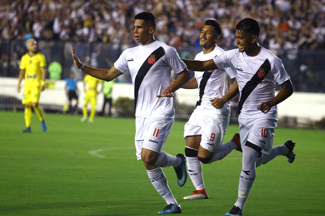 Vasco volta a vencer o Concepción e avança na Copa Libertadores