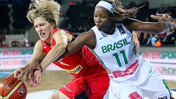 Brasil estreia com derrota no Mundial de Basquete