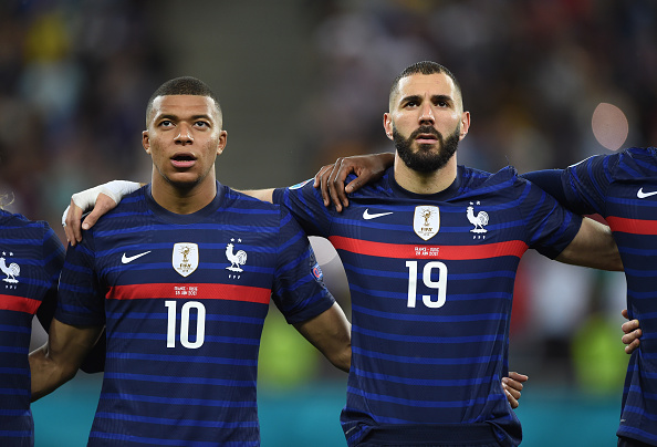 Rumo ao tri? Fase de Mbappé e Benzema amplia favoritismo da França na Copa