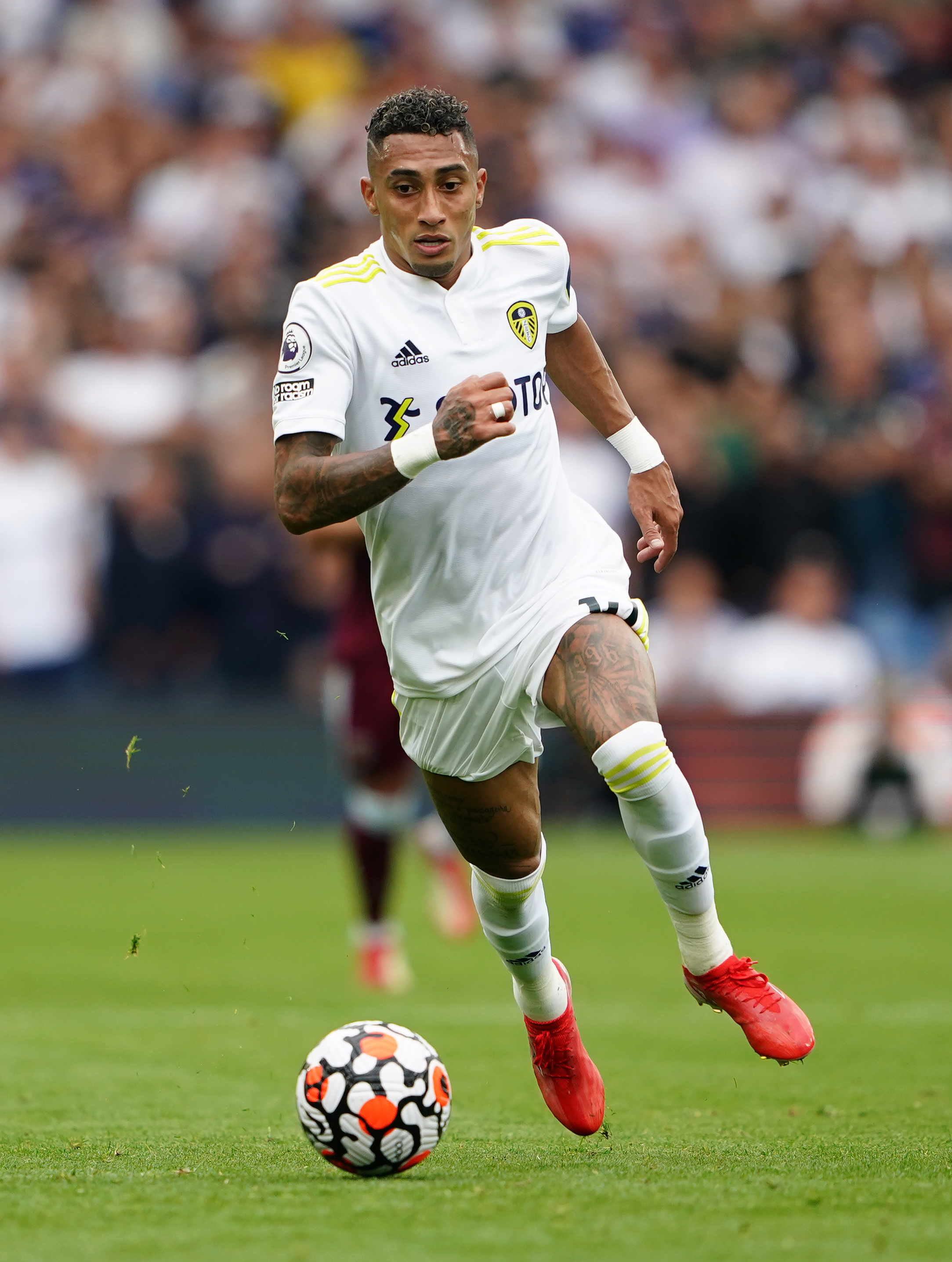 Raphinha, do Leeds, é uma das novidades na seleção -