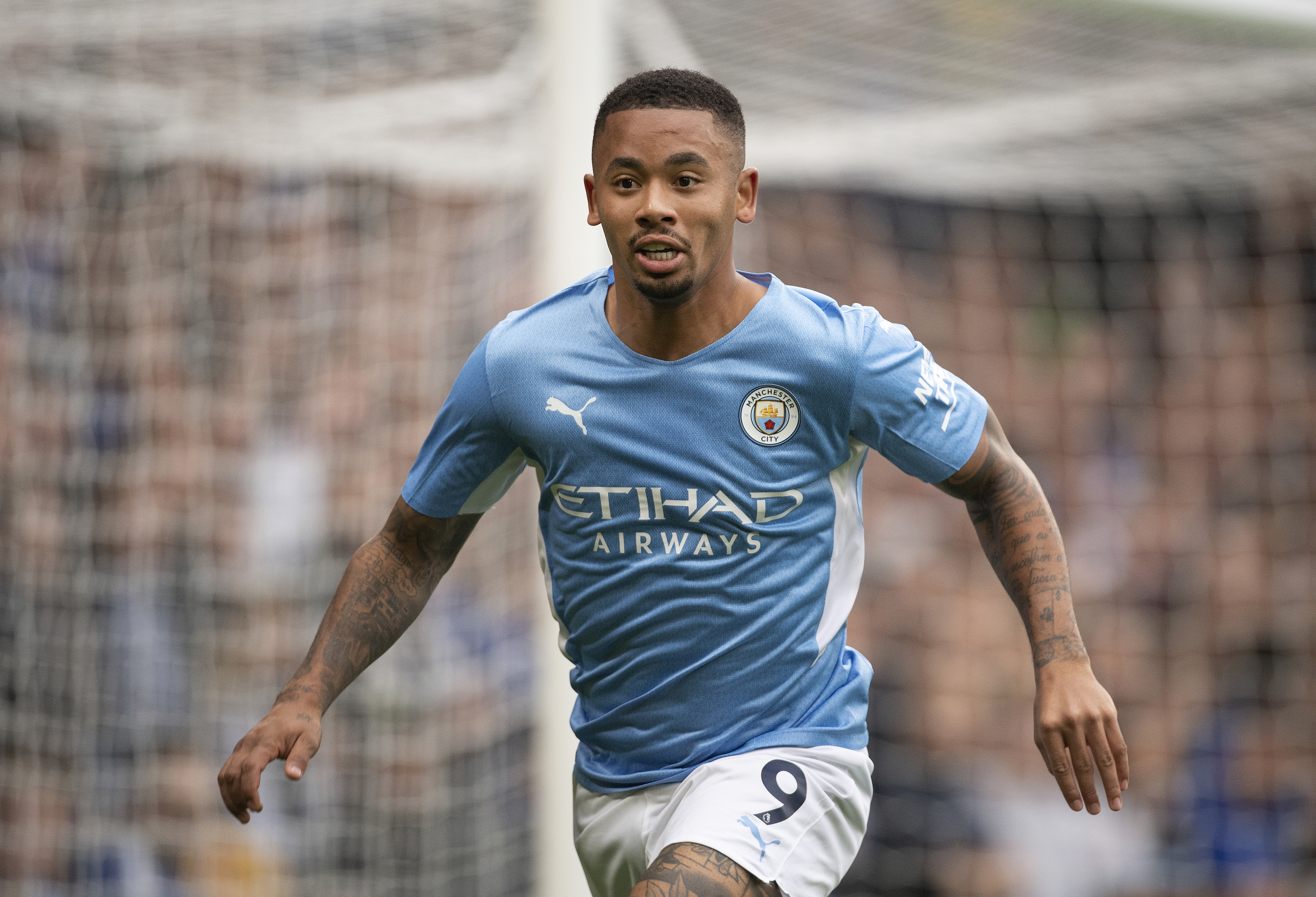 Gabriel Jesus busca repetir desempenho decisivo contra o PSG na Champions League