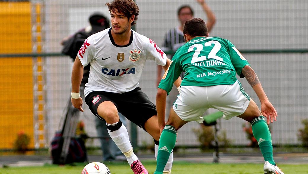 Corinthians e Real Madrid empatam em jogo festivo