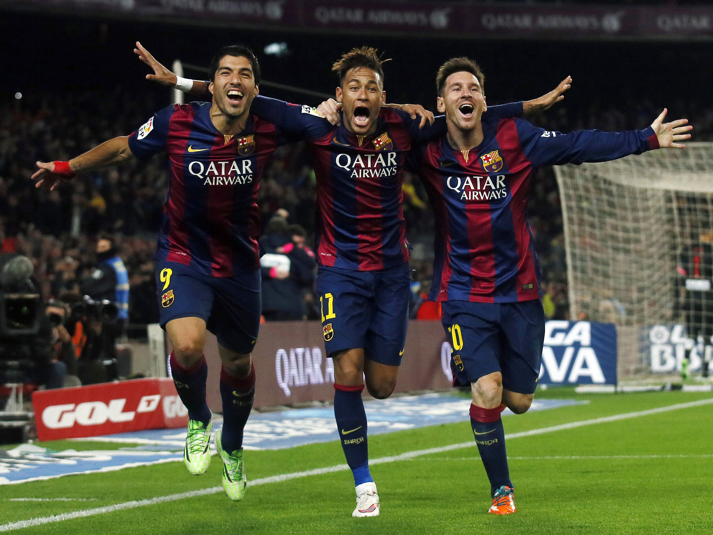 Neymar se juntou a Messi e Suárez quando brilhou pelo Barça -