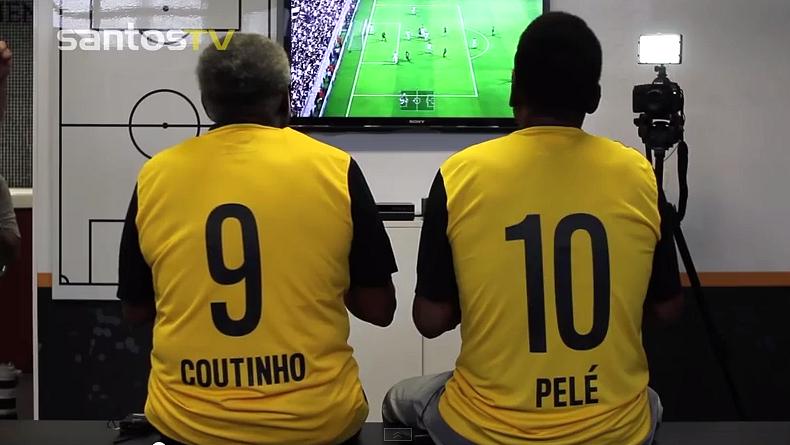 Pelé e Coutinho jogam videogame com equipes históricas do Santos