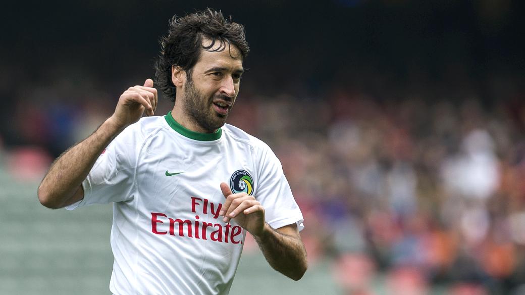 Aos 37 anos, Raúl inicia nova fase do Cosmos