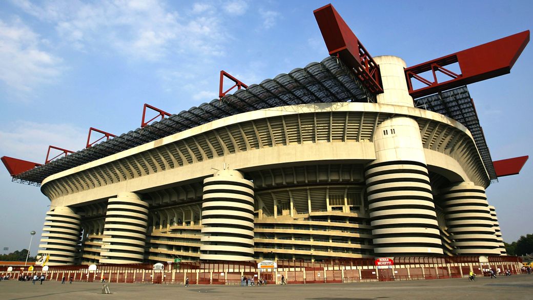 O Estádio San Siro, em Milão: templo do futebol italiano