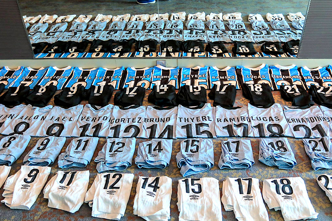 Fifa define uniforme do Grêmio no Mundial