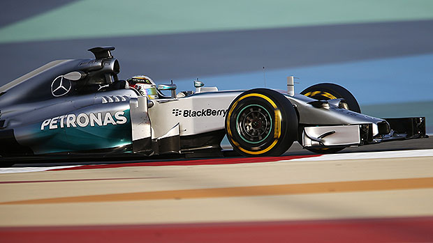 F1: Hamilton lidera último teste no Bahrein. Felipe Nasr é 10º