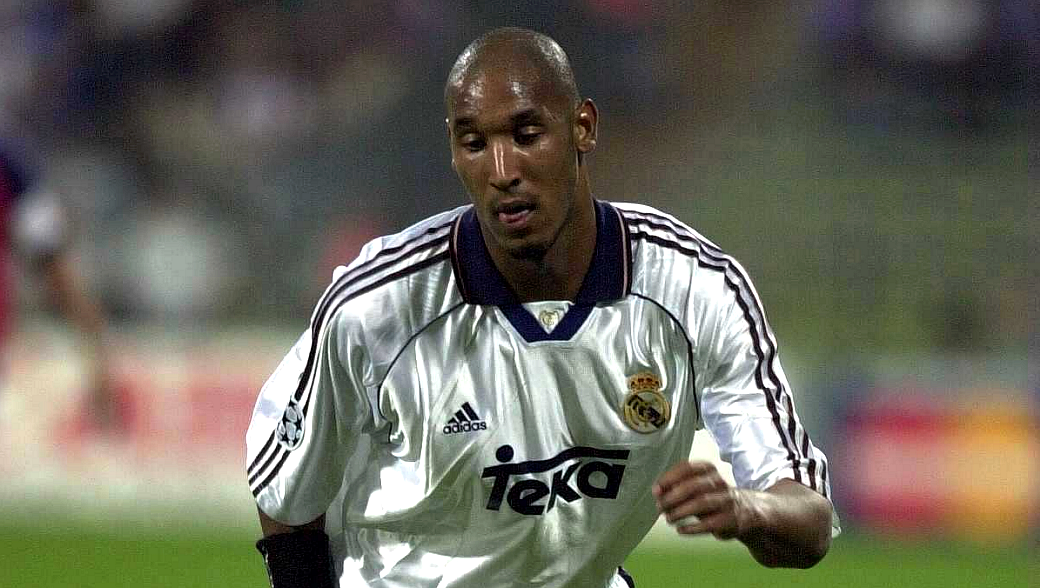 Atlético-MG aguarda chegada de Anelka, eterna promessa