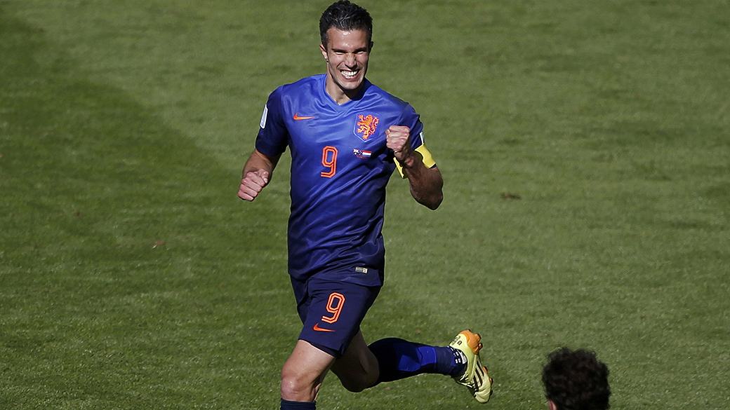 Van Persie comemora gol da Holanda durante a Copa do Mundo