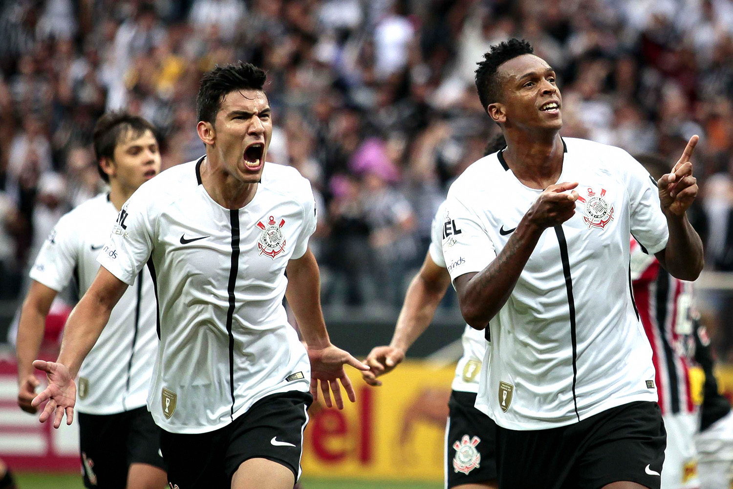 Corinthians empata em 1 a 1 com o São Paulo pelo Campeonato Brasileiro