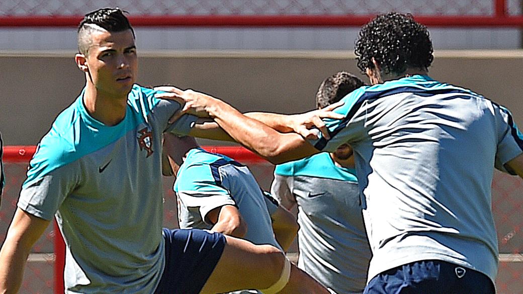Com Cristiano e Pepe, Portugal mantém esperanças contra Gana