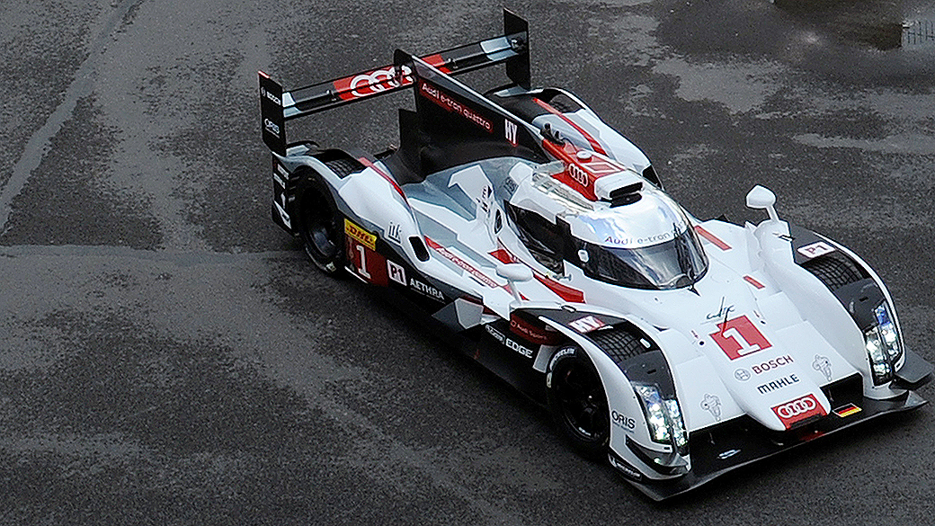 Audi R18 e-tron quattro faz sua estreia em Le Mans