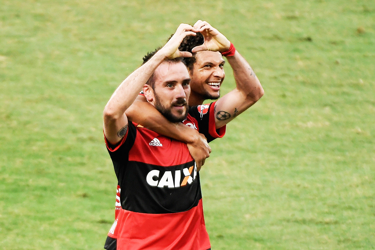Mancuello já marcava golaços nos tempos de Independiente