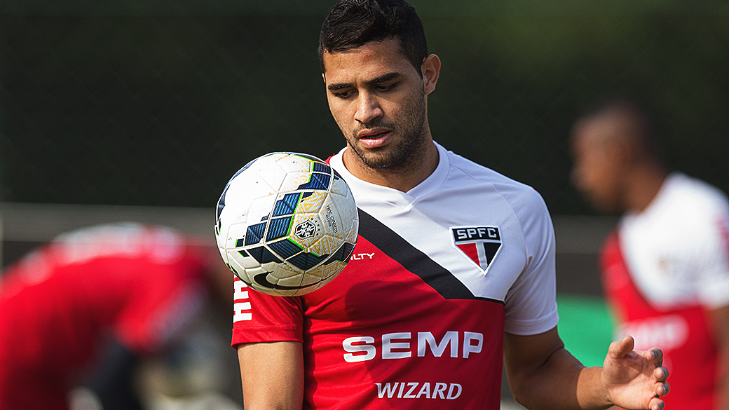 Palmeiras e São Paulo fazem clássico de alta voltagem
