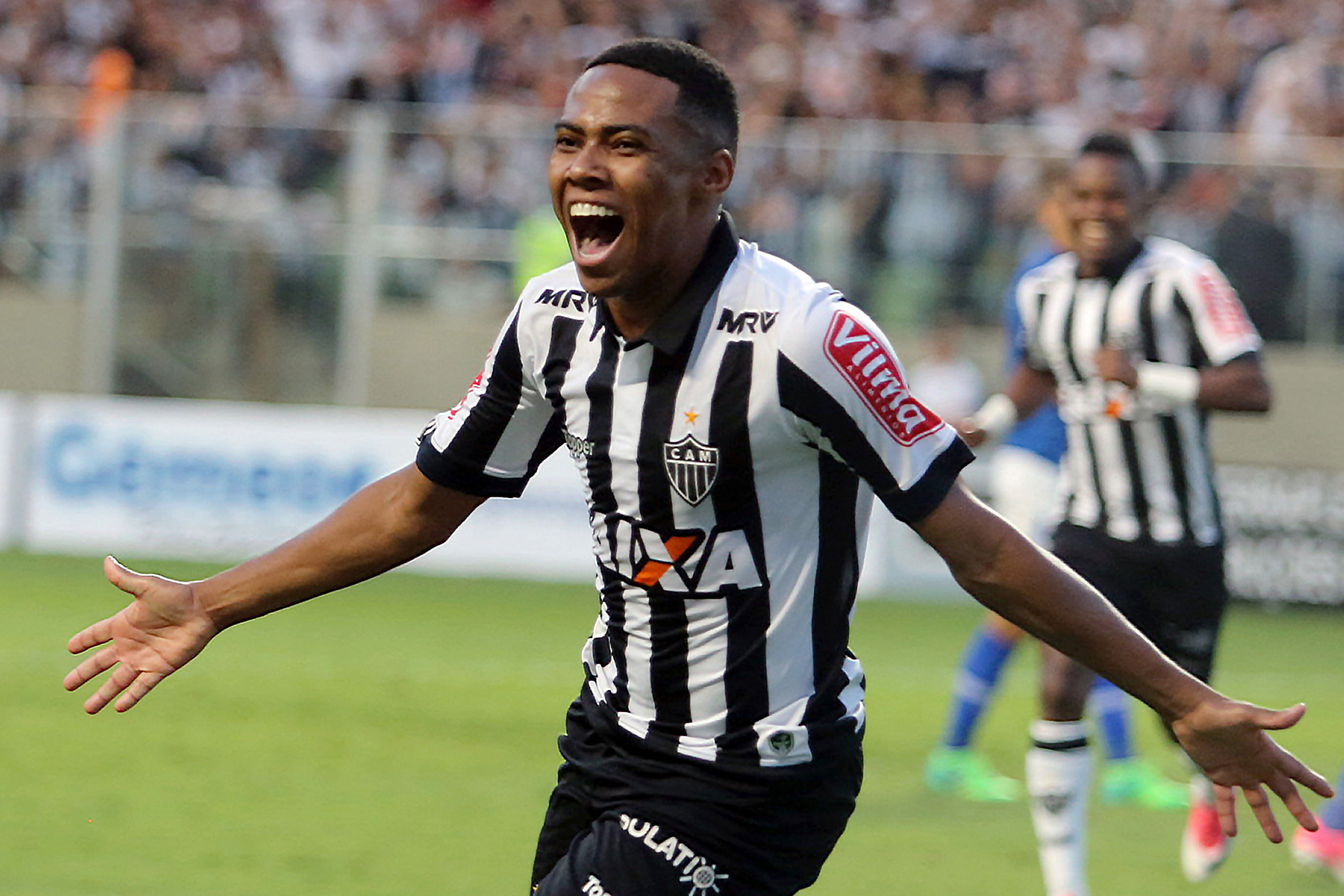 Galo faz contra e Cruzeiro vence o primeiro clássico na Arena MRV - Placar  - O futebol sem barreiras para você