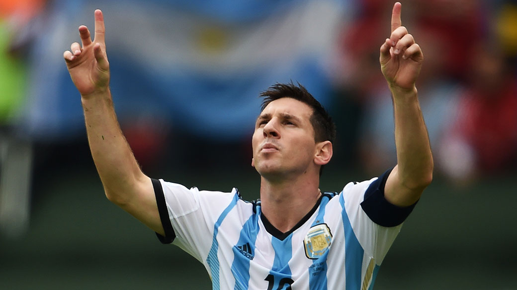 Messi decide de novo e se vinga da Nigéria em Porto Alegre